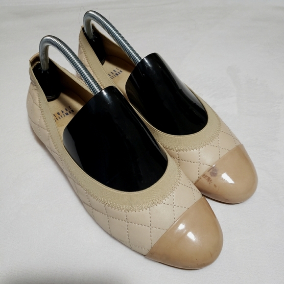 Stuart Weitzman Shoes - Stuart Weitzman Quiltable Quilted Ballerina Flat in Cream Nude size 9